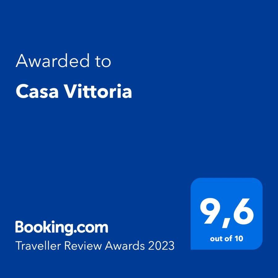 הוילה קמאיורה Casa Vittoria מראה חיצוני תמונה