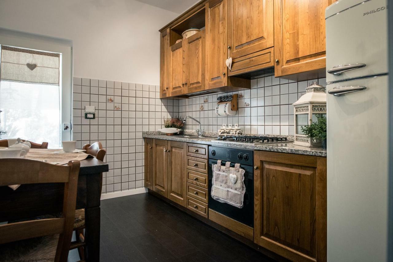 הוילה קמאיורה Casa Vittoria מראה חיצוני תמונה