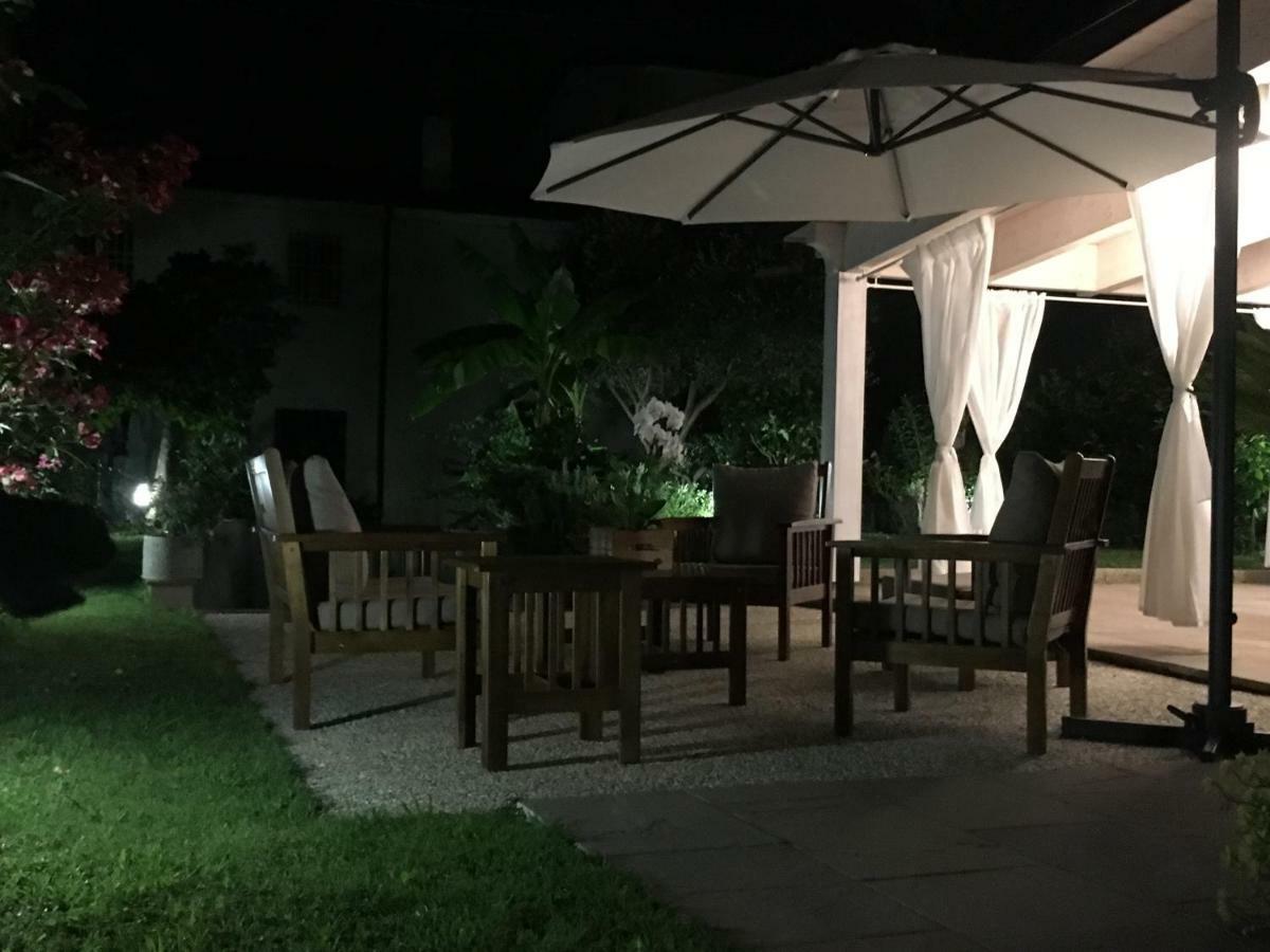 הוילה קמאיורה Casa Vittoria מראה חיצוני תמונה
